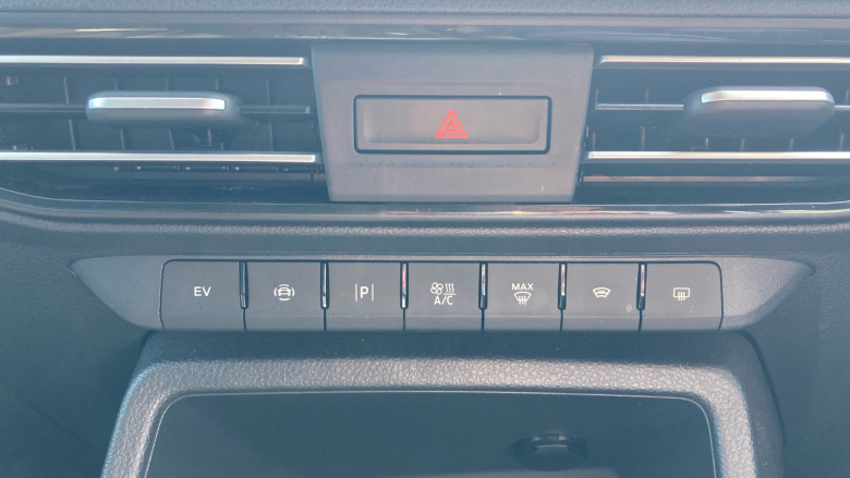 Ford Transit Connect 240 L1 Petrol 1.5 EcoBoost PHEV 150 Limited Van Auto
